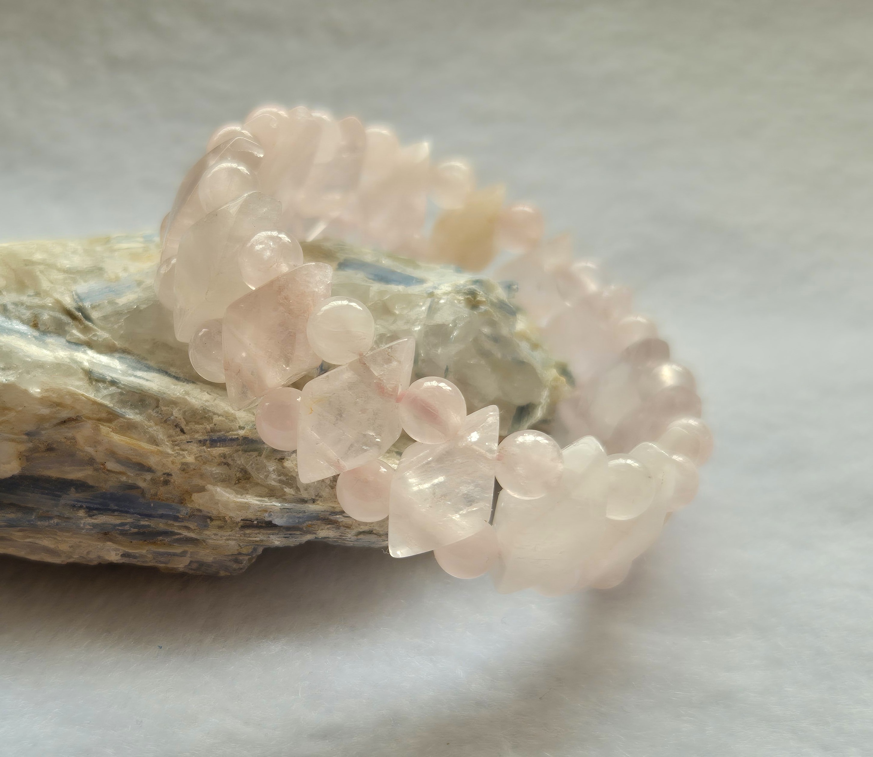 Rose Quartz Kite Stretchy