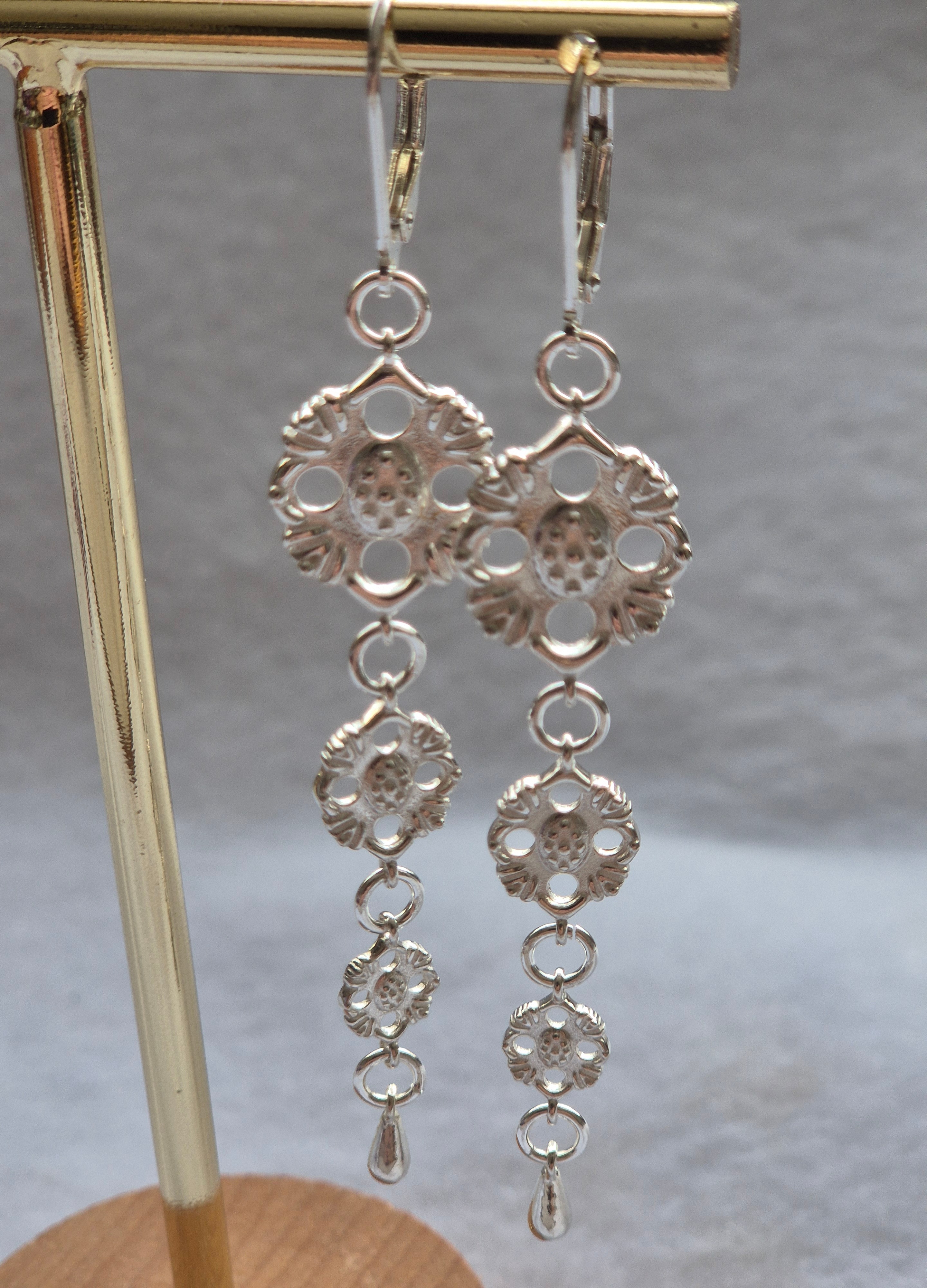 Silver Flower Triple Drops