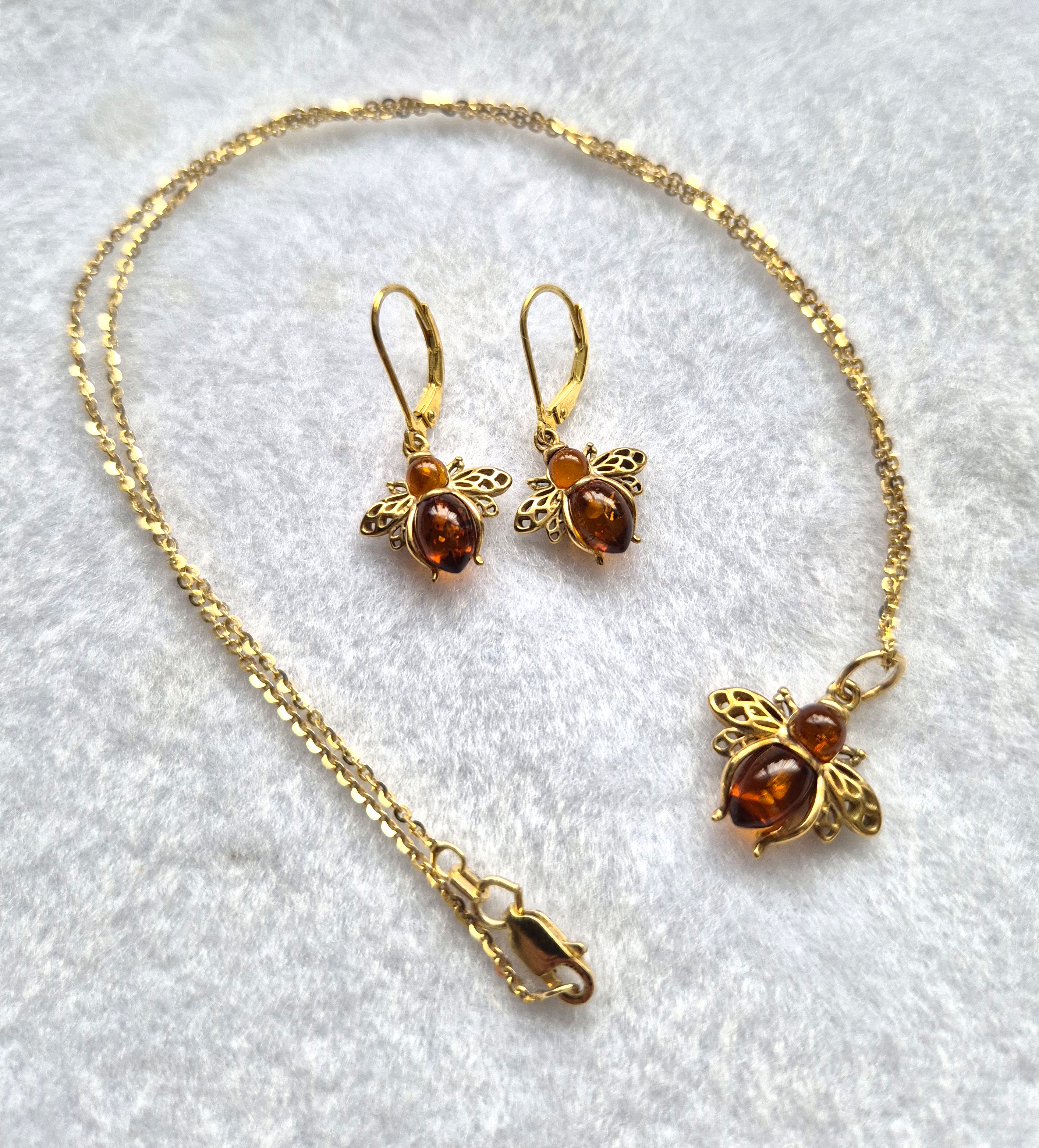 Amber Bees - Gold