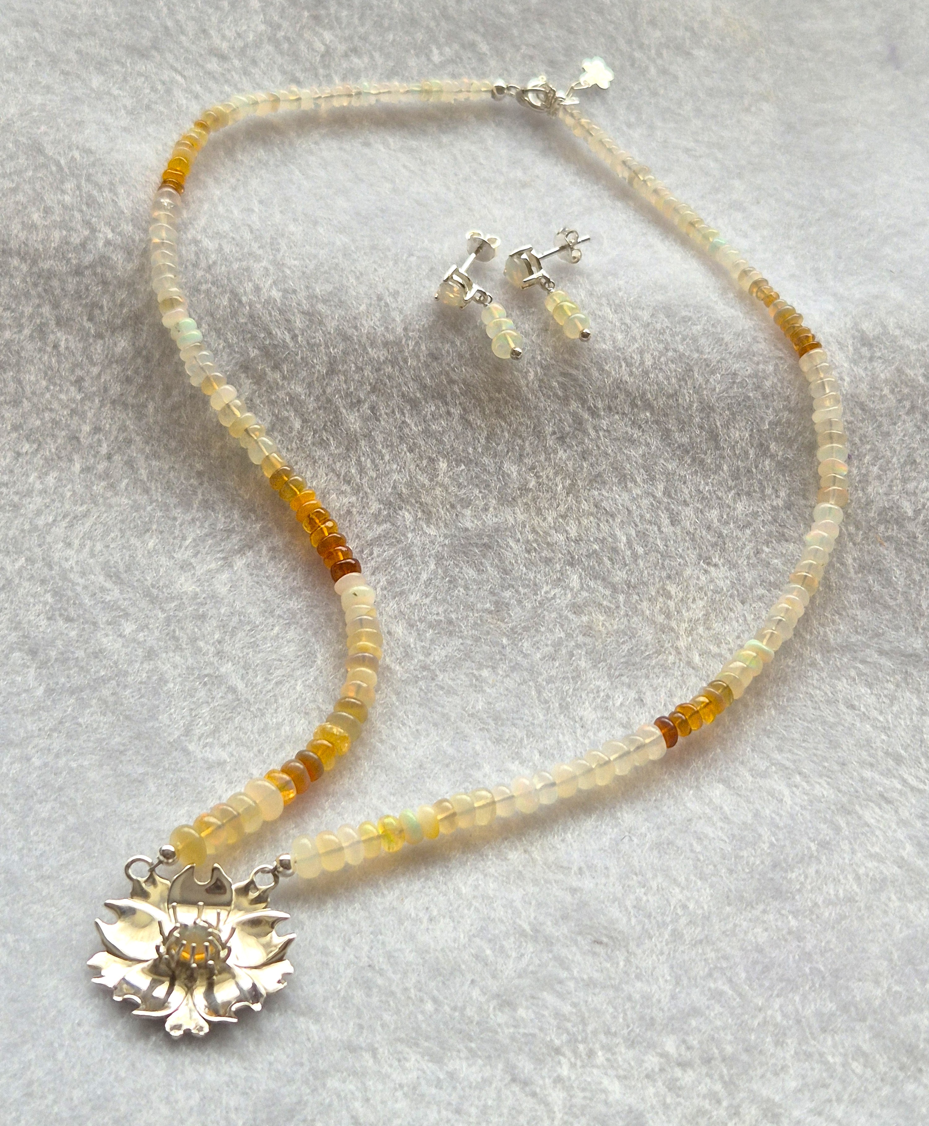 Ethiopian Opal with Flower