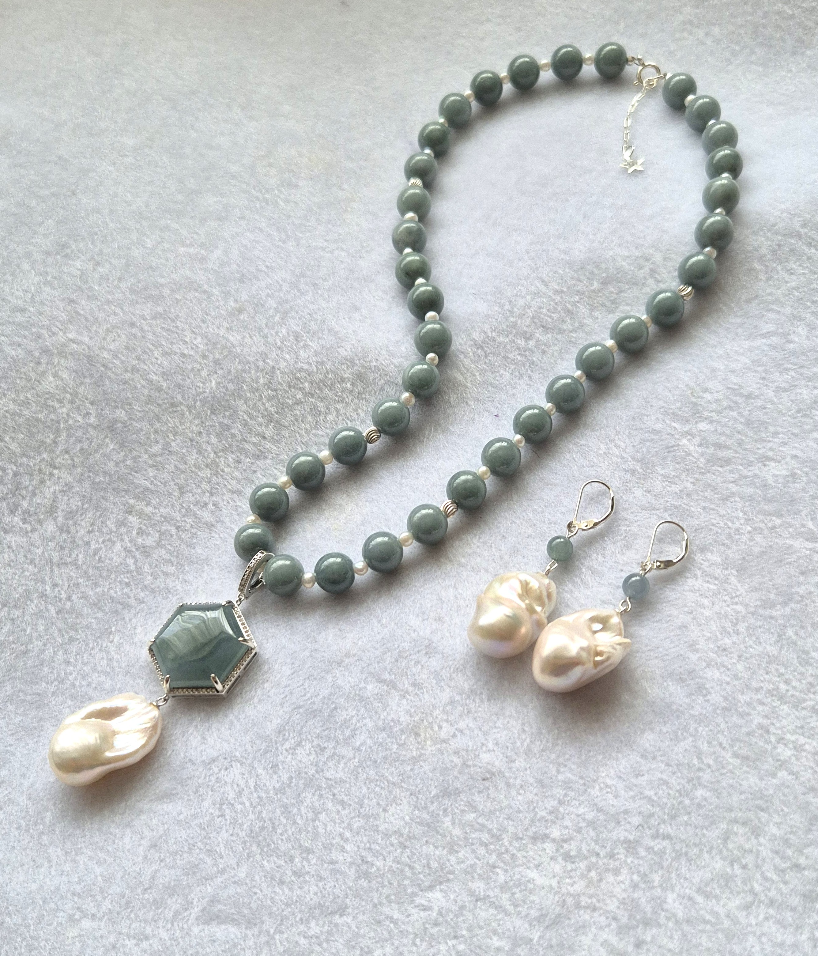 Olmec Jade & Freshwater Fireball Pearls