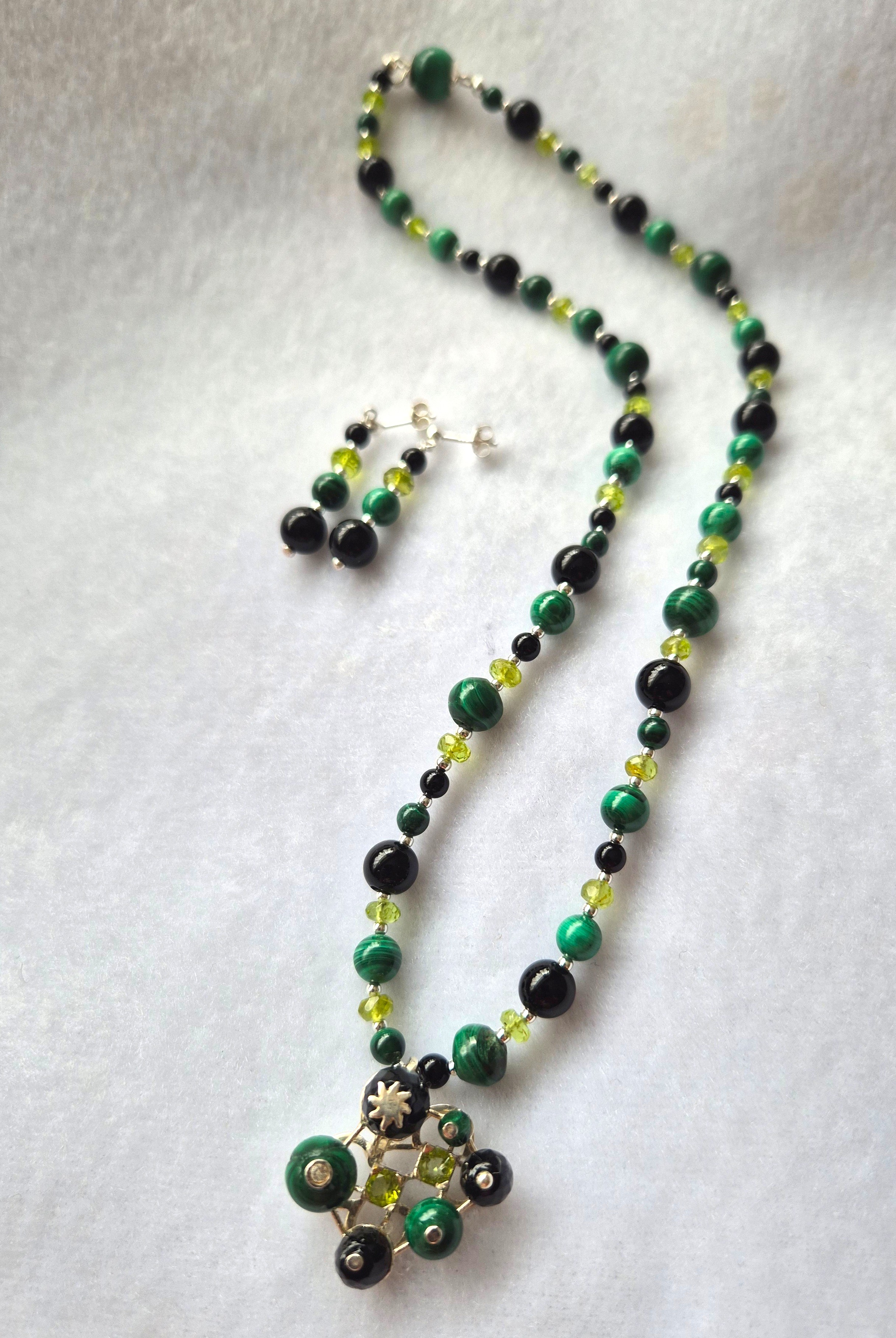 Malachite, Peridot & Onyx