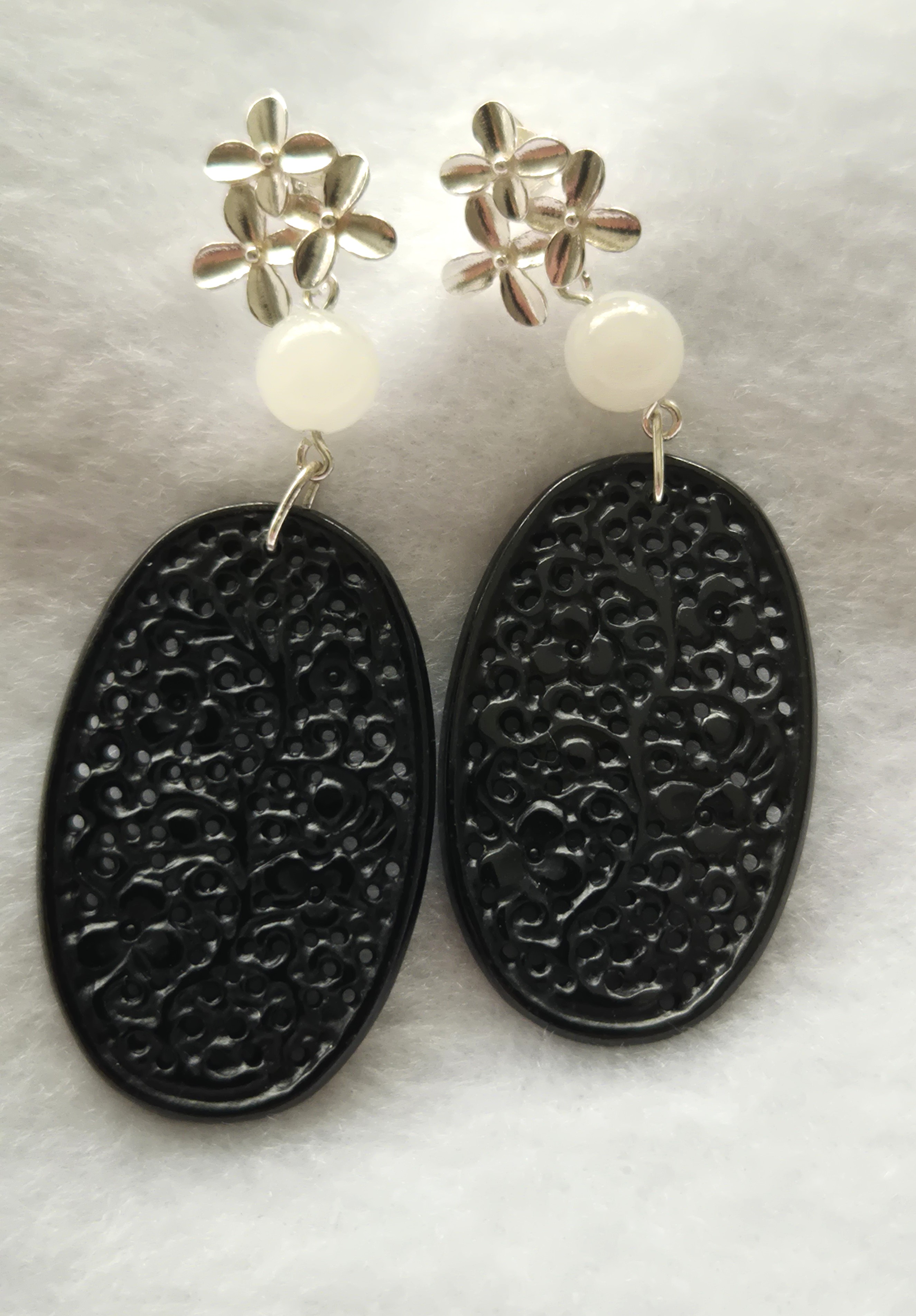 Black & White Jade Drops