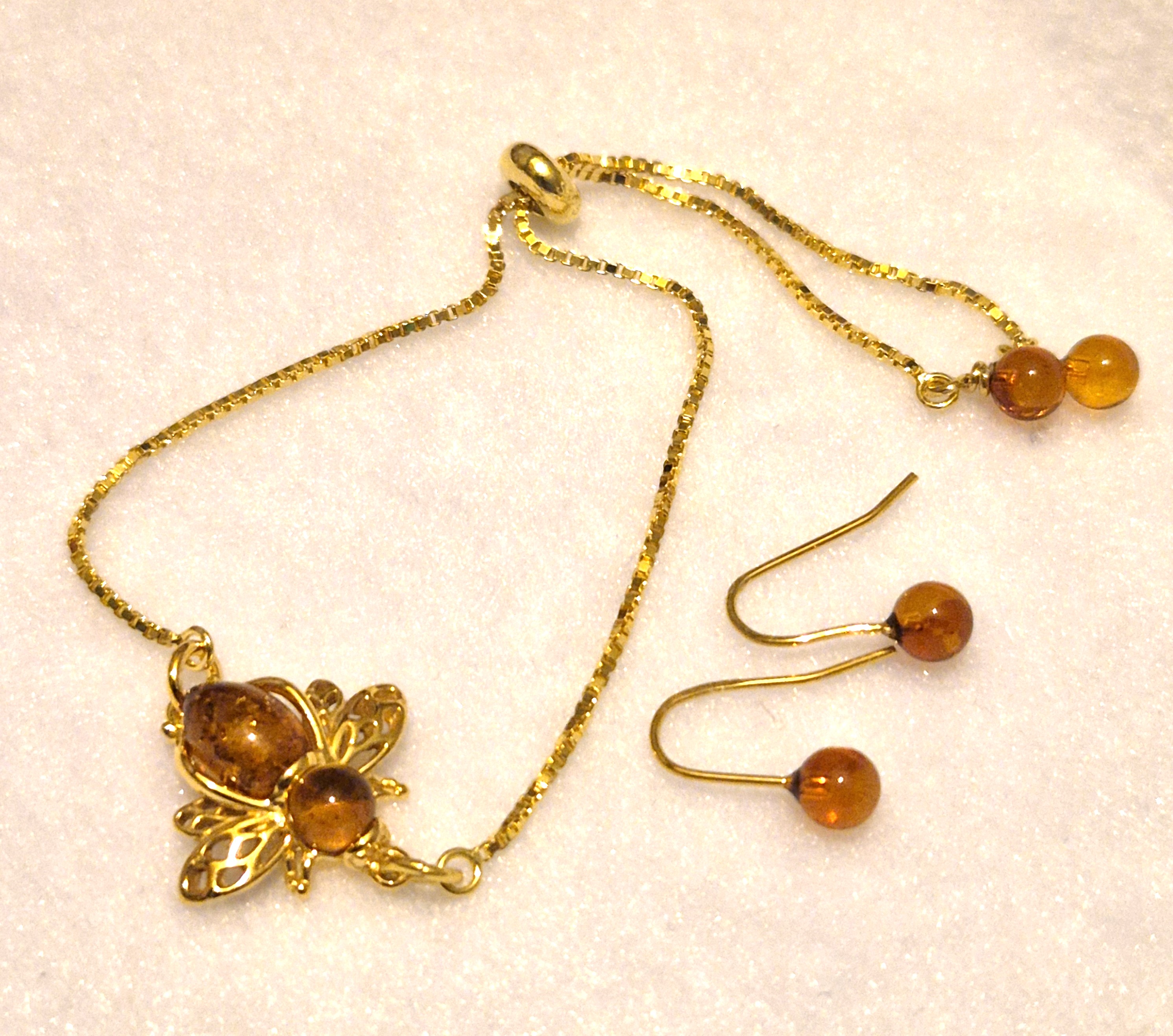 Amber Bee Slider