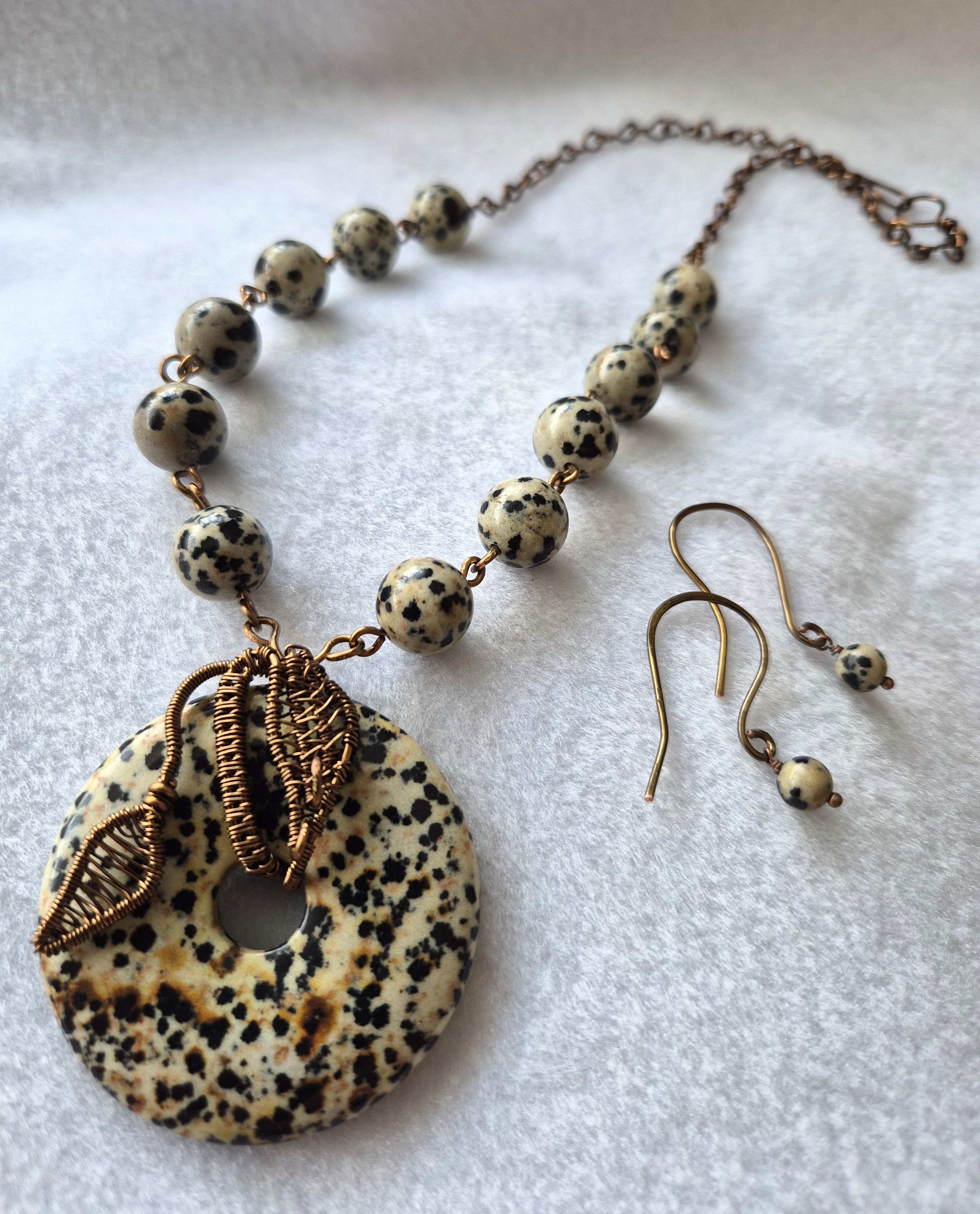 Dalmatian Jasper with Wirework
