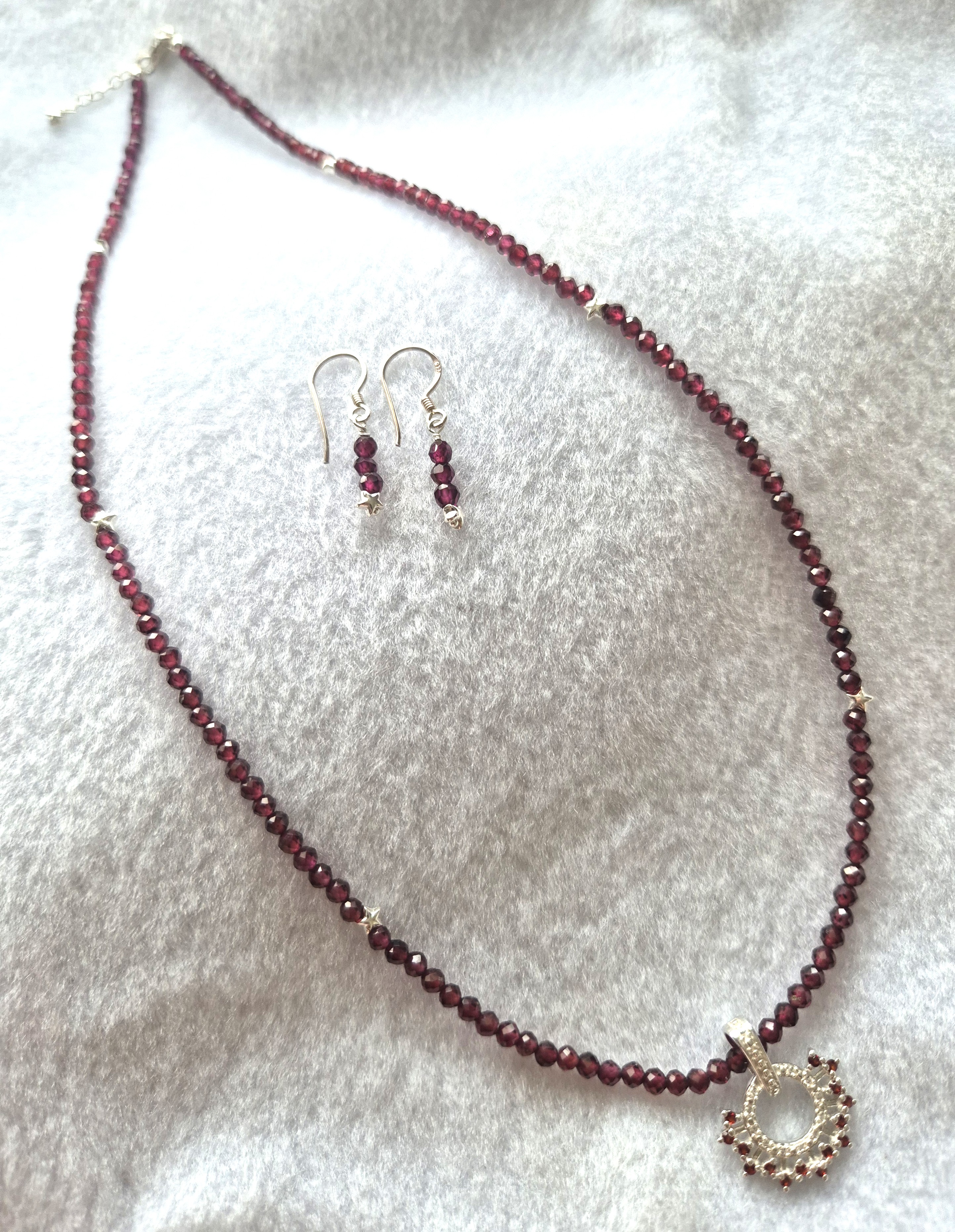Garnet with Round Pendant